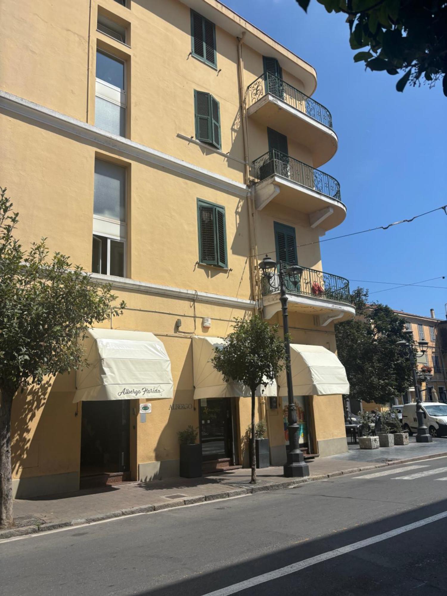 Albergo Florida טאג'ה מראה חיצוני תמונה